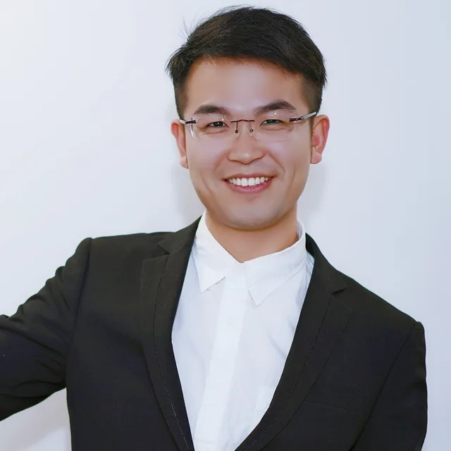 Shi Jiawei